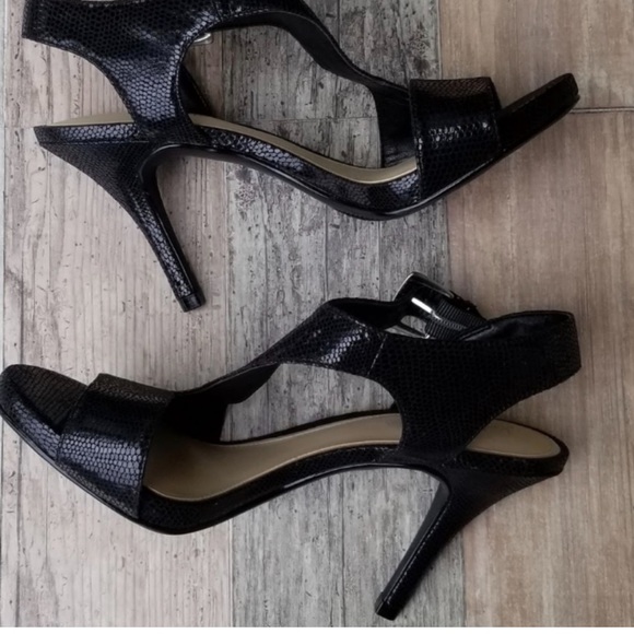 Kelly and Katie black shoes - Picture 9 of 9